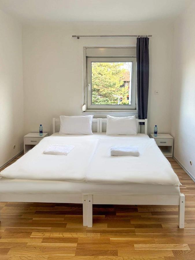Adelin Vienna Hostel Exterior photo